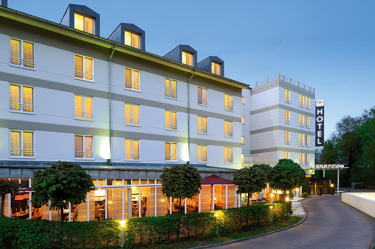 Nh Berlin Potsdam Conference Center Hotel Kleinmachnow Exterior foto