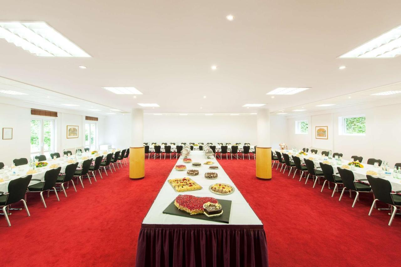 Nh Berlin Potsdam Conference Center Hotel Kleinmachnow Exterior foto